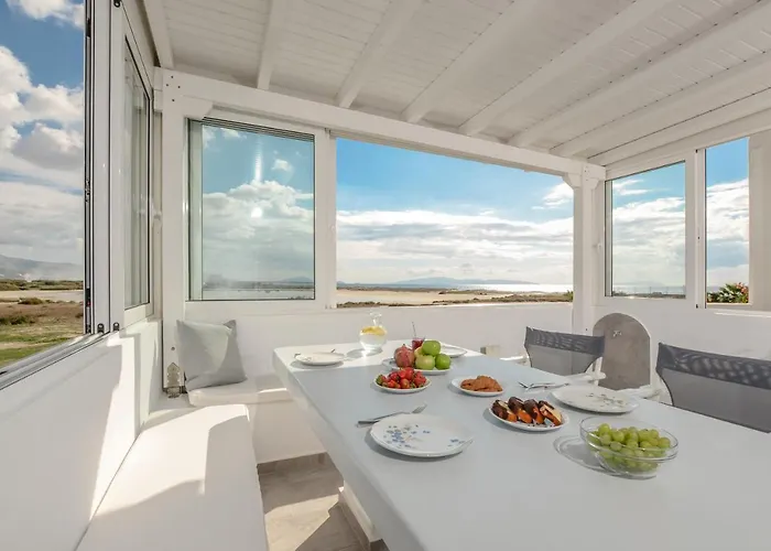 Naxian Wave Seaside Villa